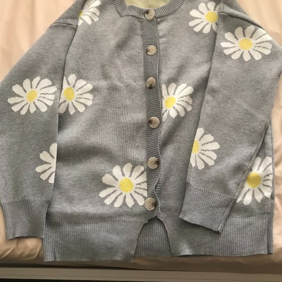 Sweet Daisy Print Cardigan Sweater 